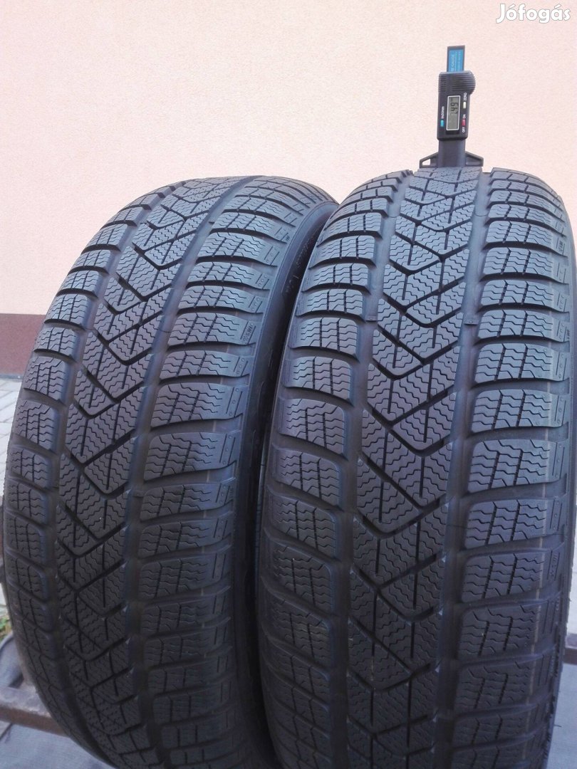 205/55R17 Új Pirelli téli gumi 2db 205/55 r17