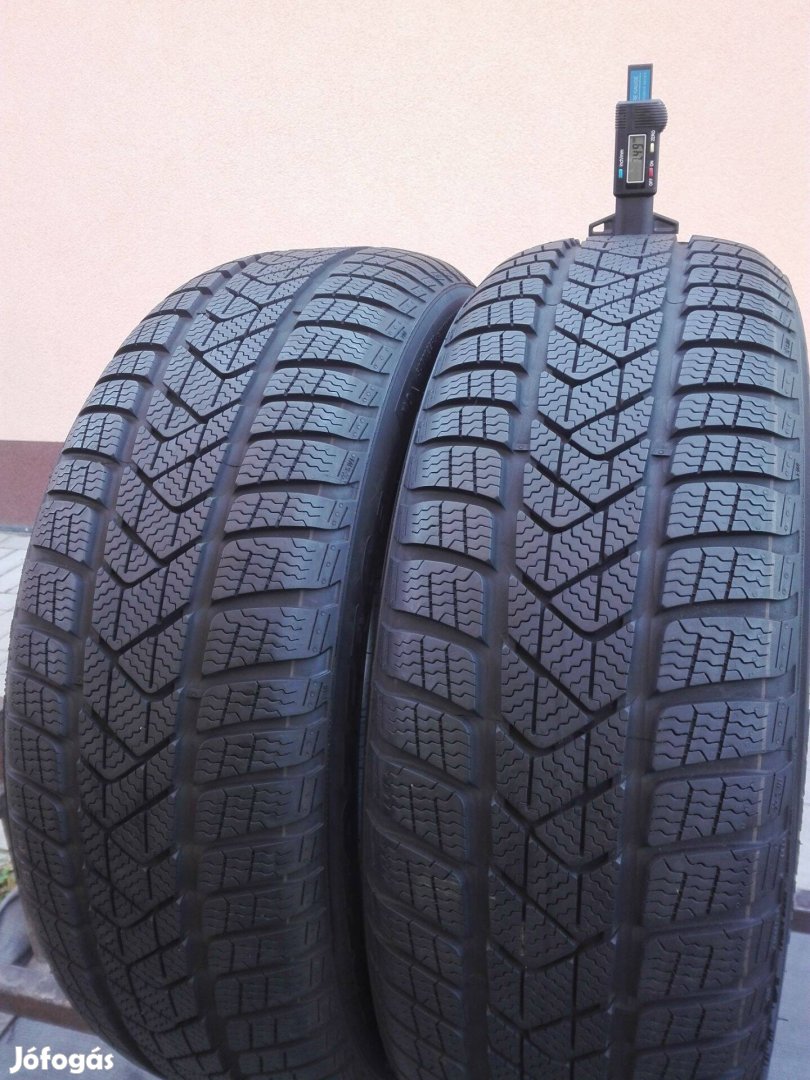 205/55R17 Új Pirelli téli gumi 2db 205/55 r17