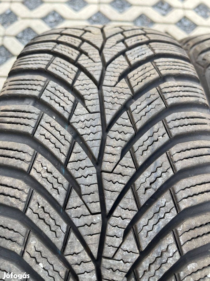 205 55 16 Continental téligumi eladó. 4db-30000ft