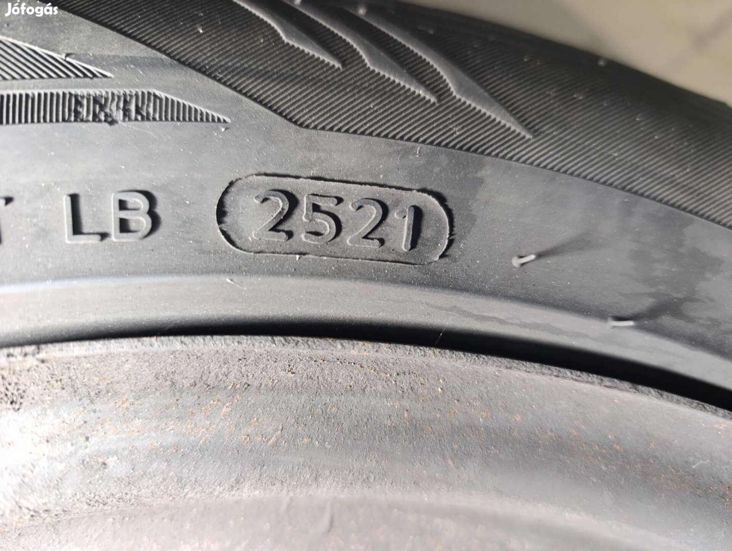 205 55 16 Laufenn téligumi Ford Mondeo Focus felnivel eladó