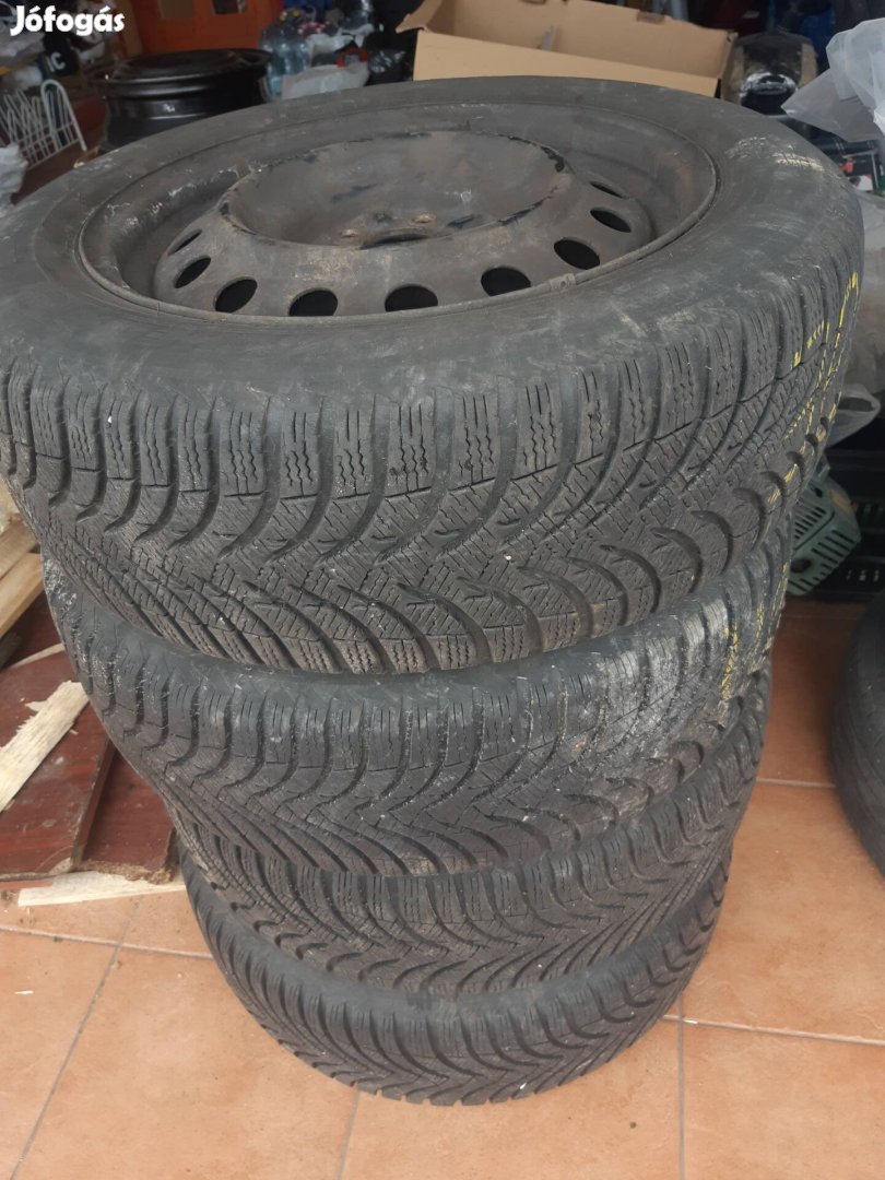 205 55 16 Michelin Alpin téli gumi felnivel eladó 4db