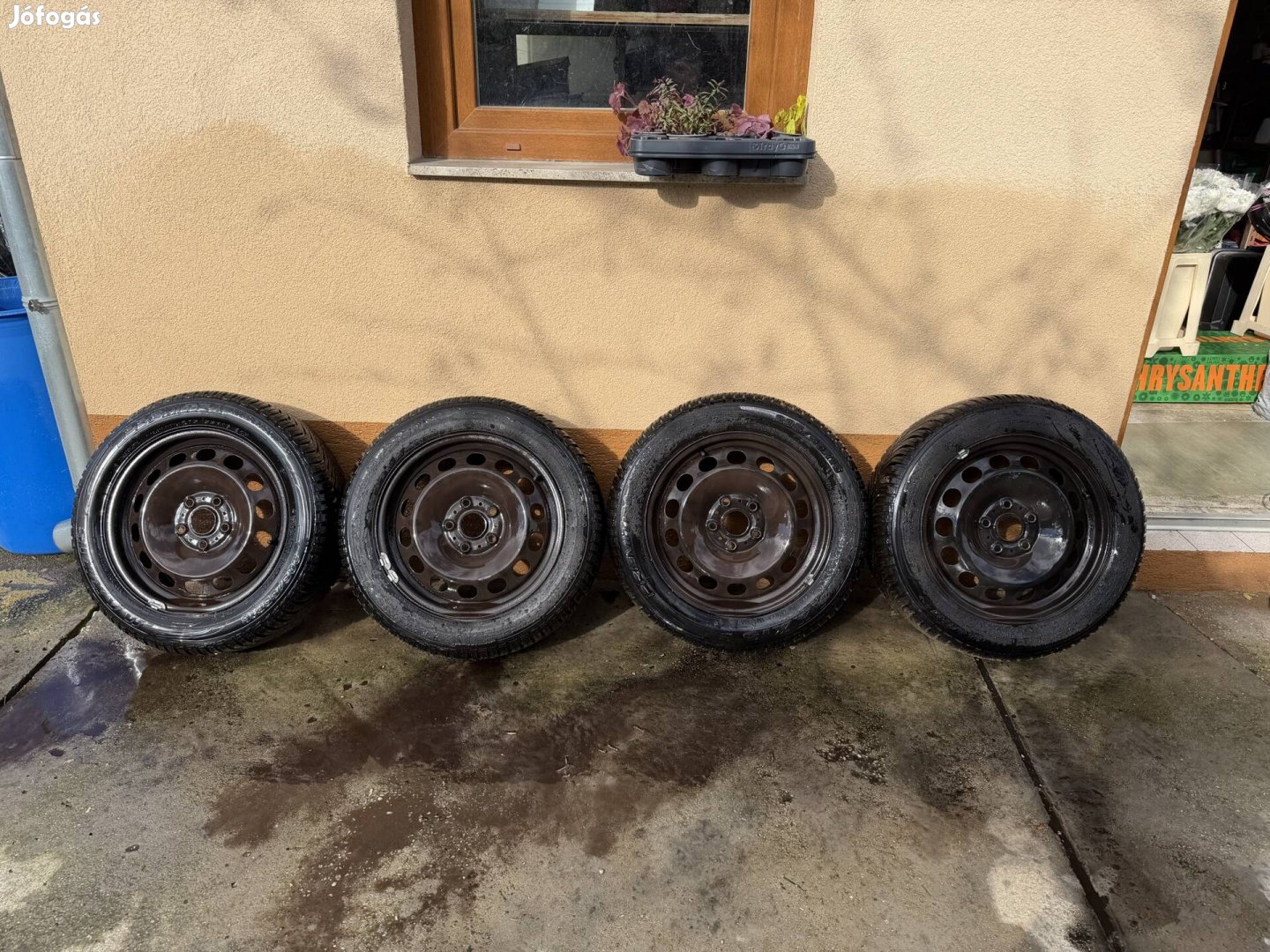 205/55/16-os 2024-es Maxxis 4 évszakos gumikkal szerelt 5x112