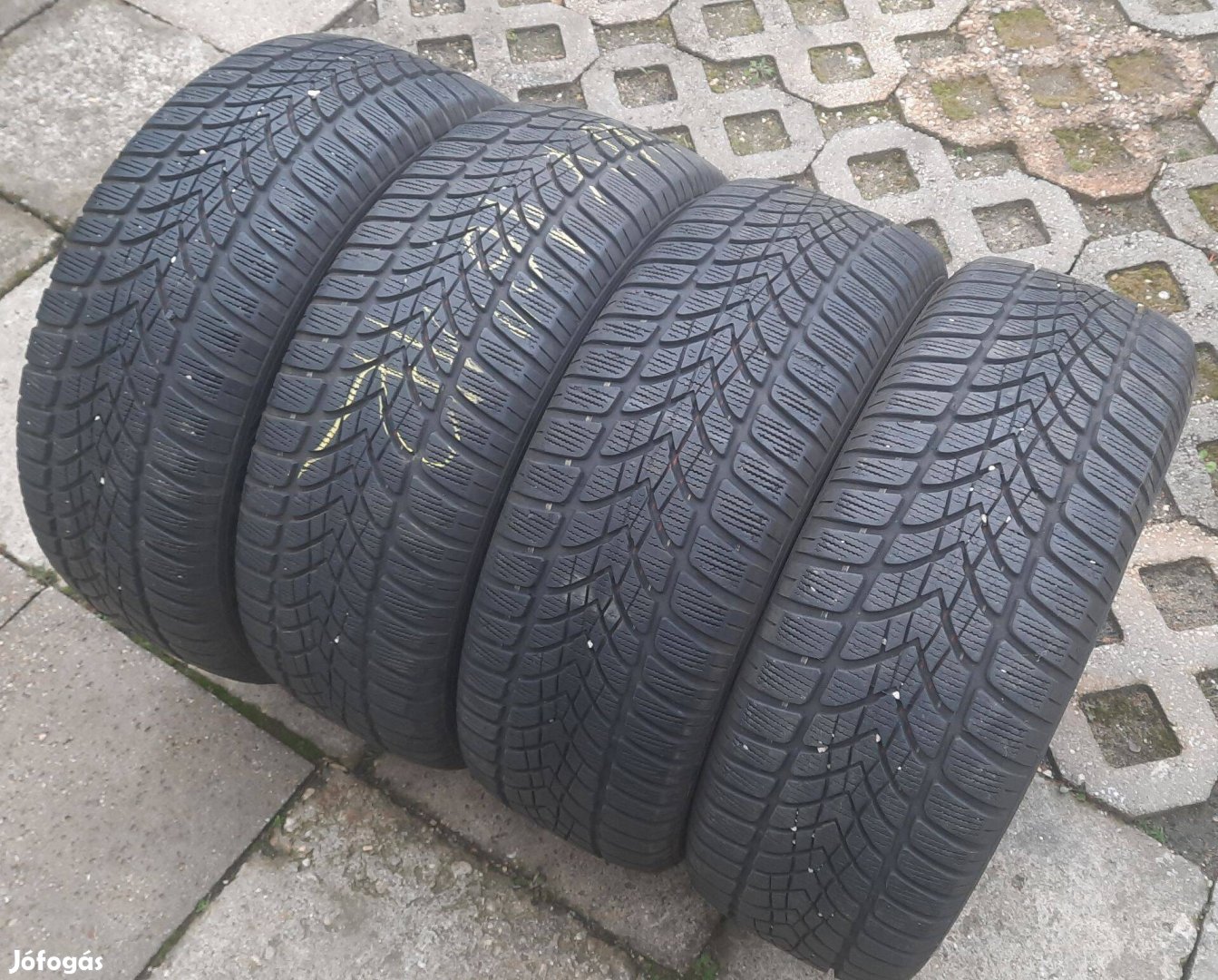 205/55 R16 Dunlop Téli gumik