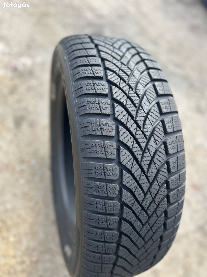 205/55 R16 Falken téli 4db újszerű 205/55R16