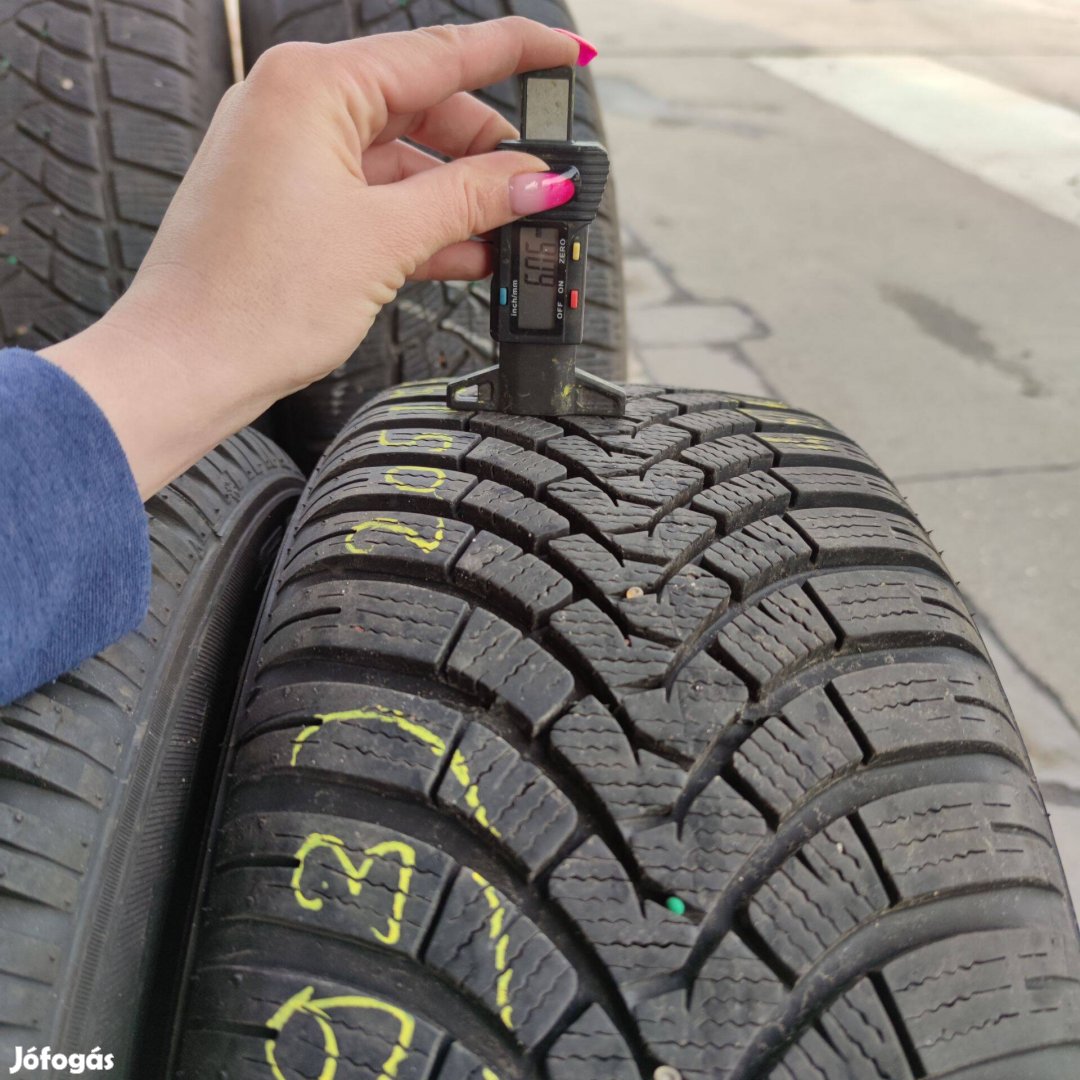 205/55 R16 Falken téli gumi 23000ft a 2db /93/