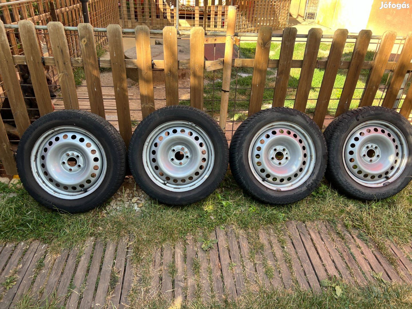 205/55/R16 Fiat téligumi garnitúra felnire szerelve