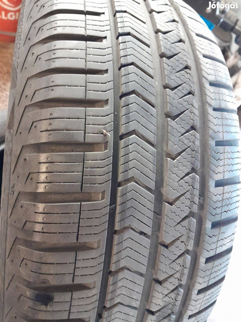 205/55 R16 Vredestein négyévszakos gumi 4 db