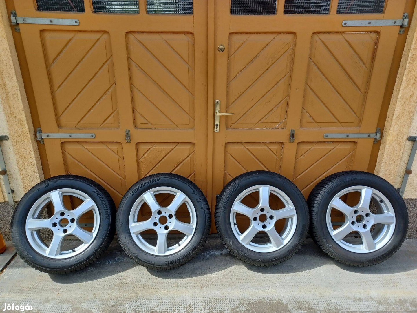 205/55 R16 (4x108) Bridgestone téli kerék szett