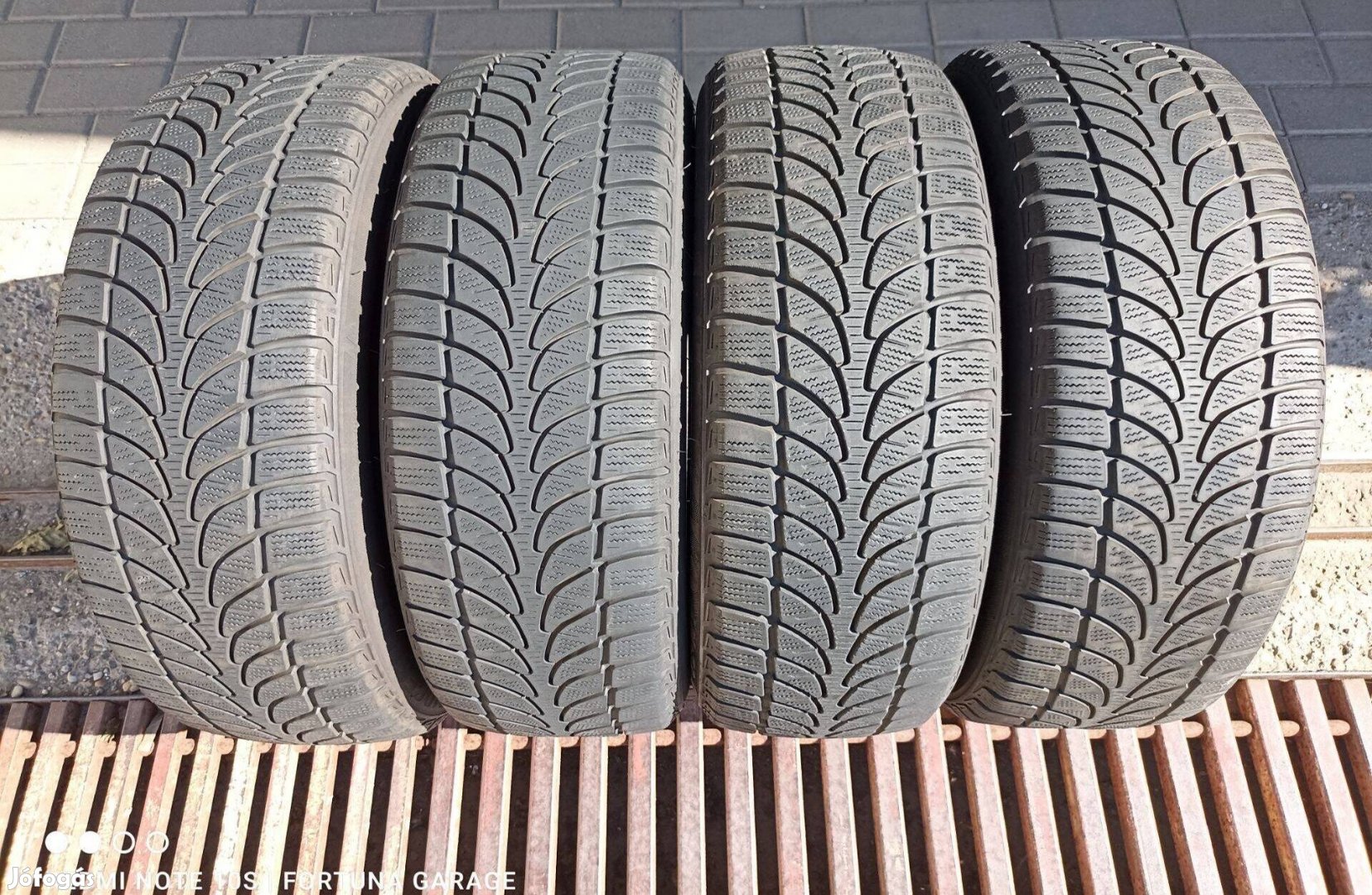 205/55 R16" Bridgestone használt téli garnitúra