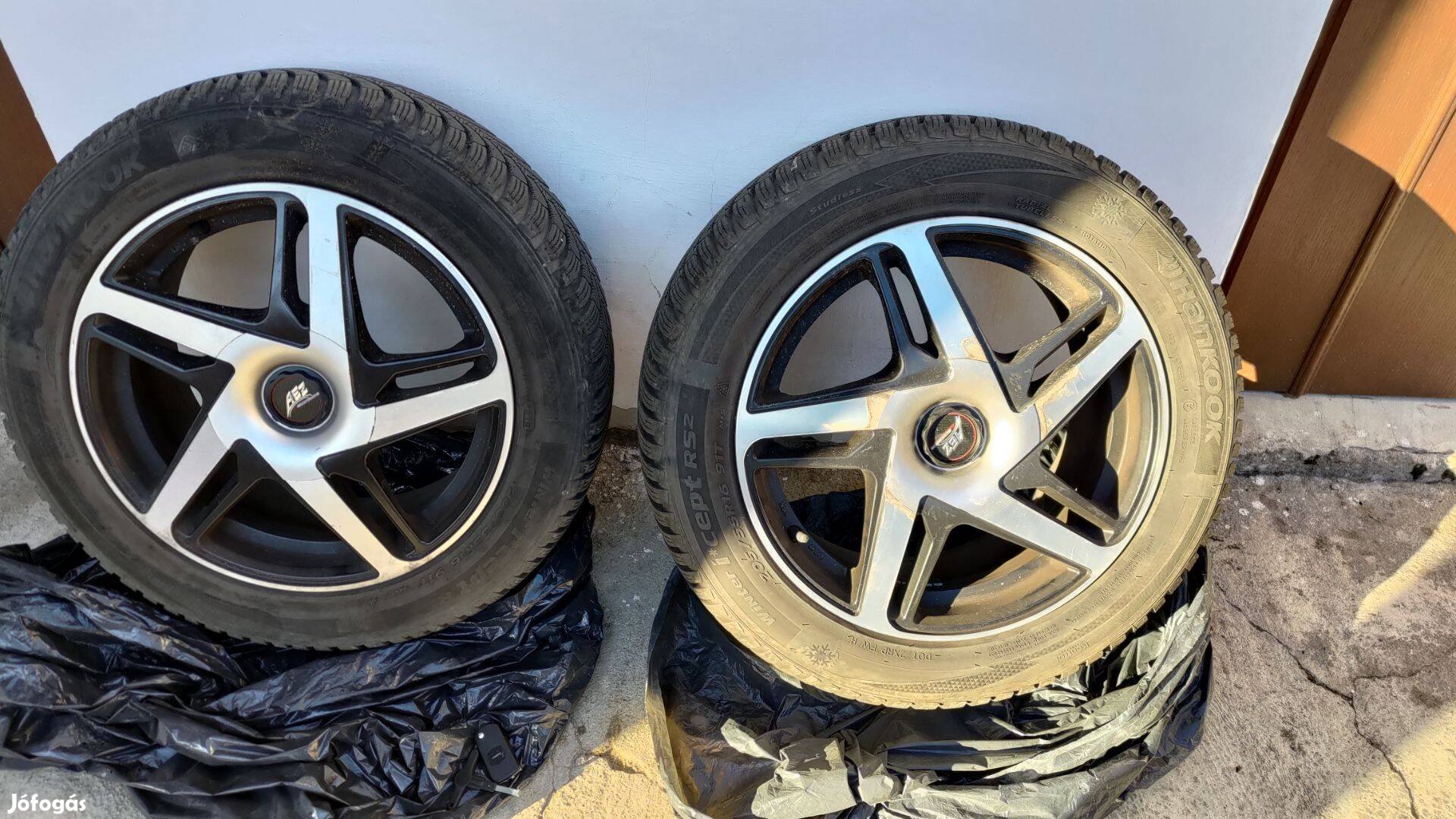 205/55 R16 alufelni+Hankook téligumi(4db)