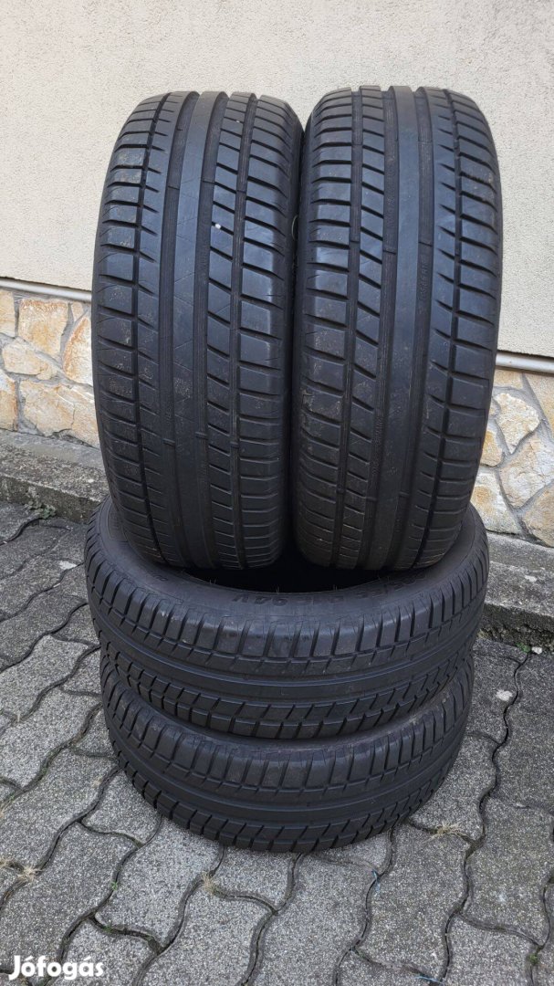 205/55 R16 nyári 4db gumiabroncs újszerű