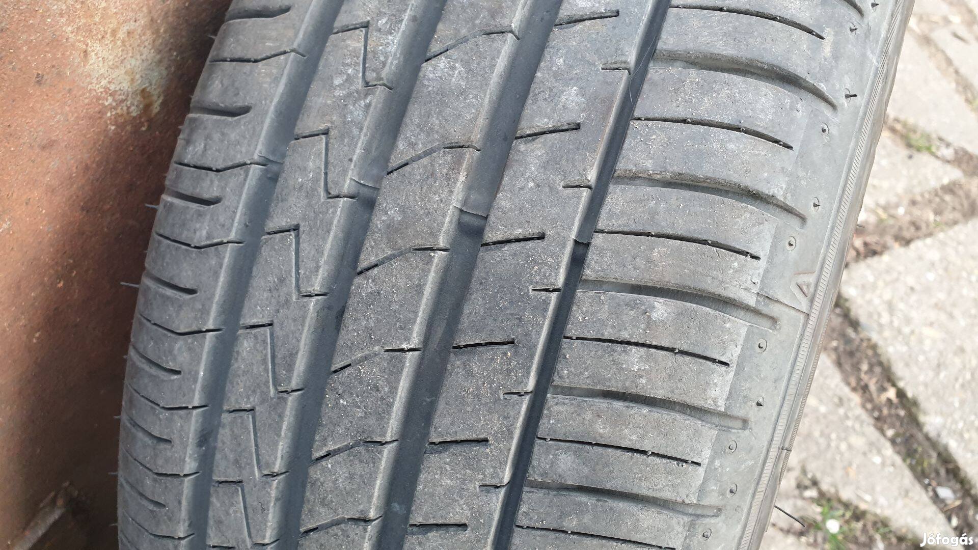 205/55 R16 nyári gumik, Falken