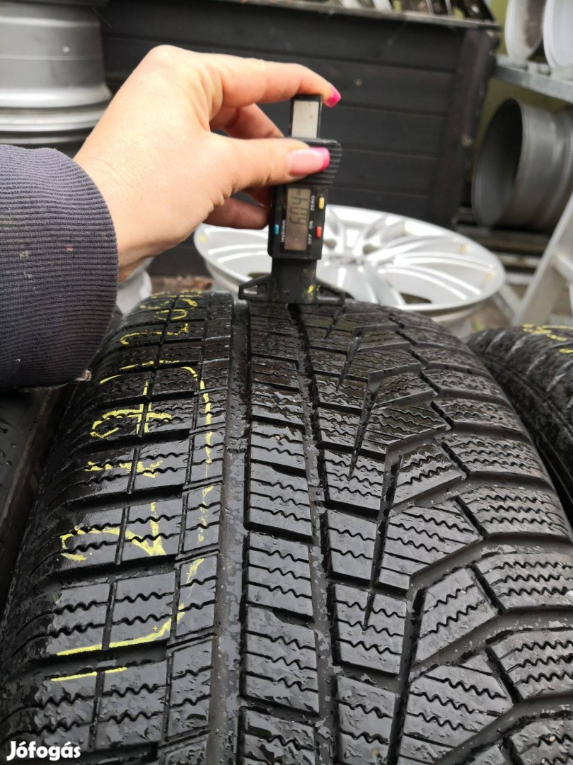 205/55 R17 Hankook téli gumi 50000ft a 4db/217/