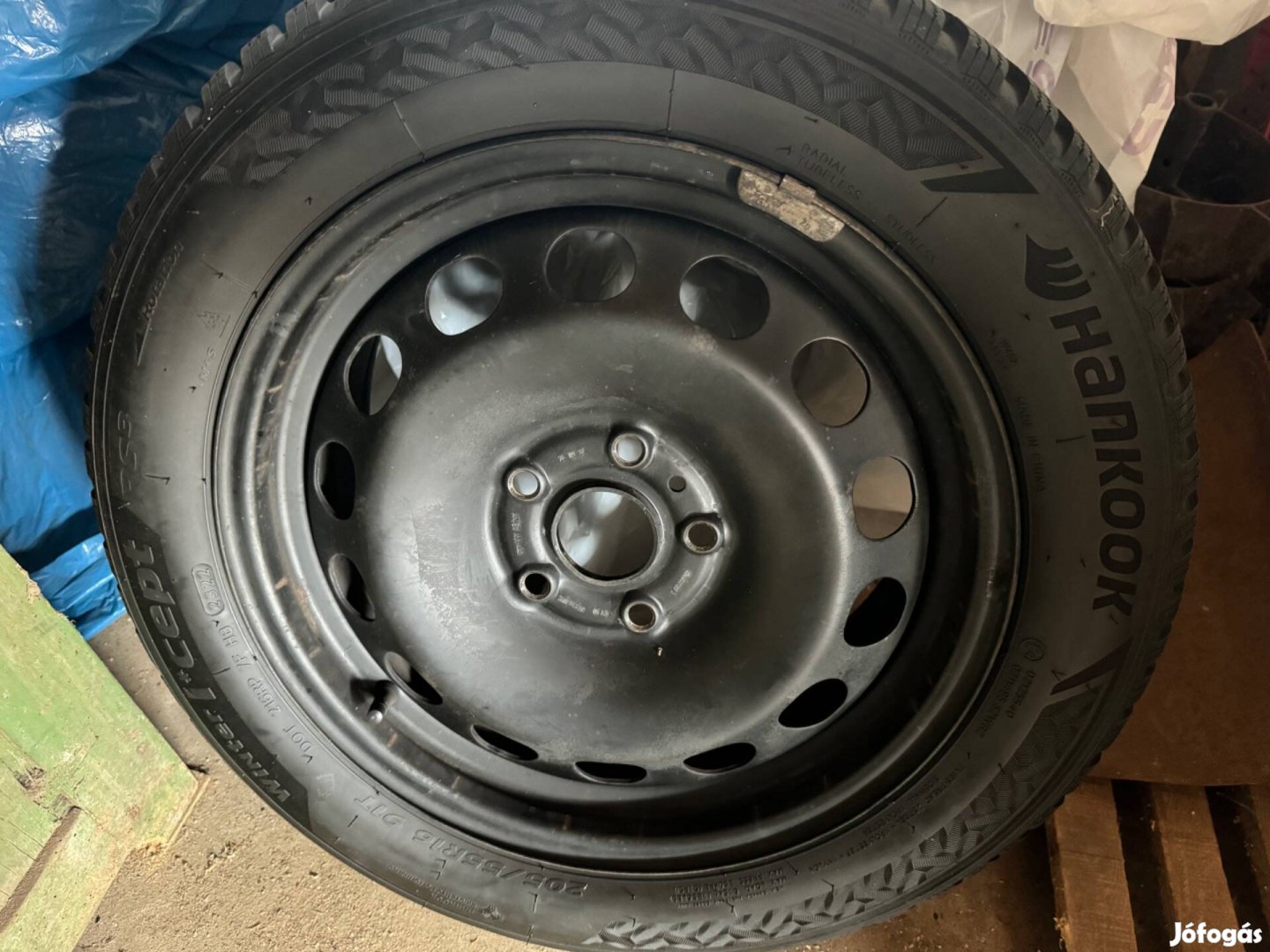 205/55 r16 Hankook téligumi