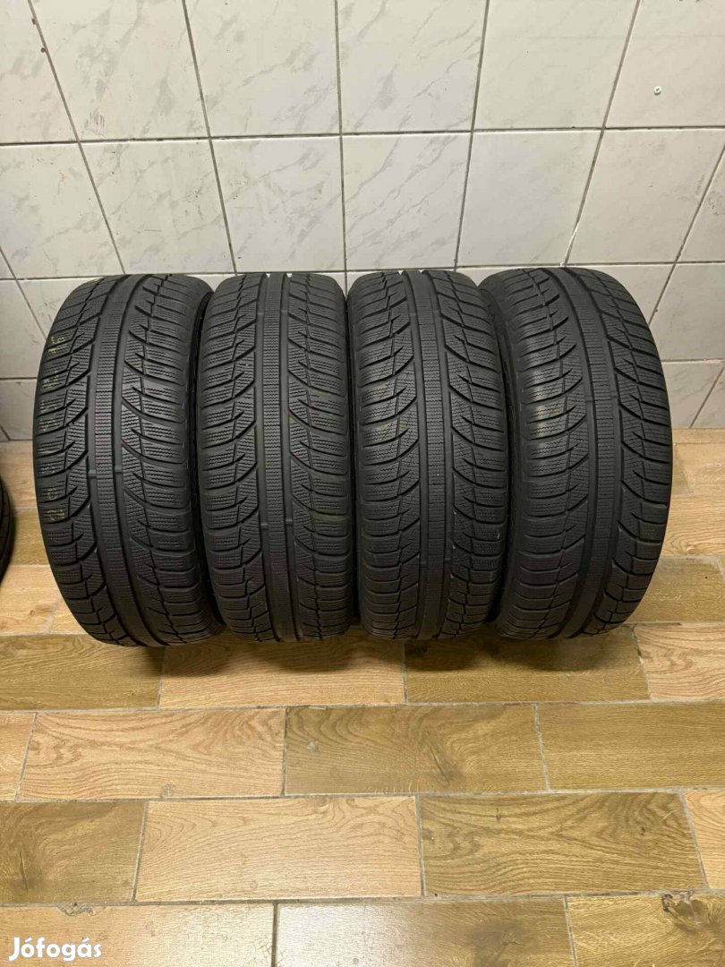 205/55/r16 Toyo téli 4db szett