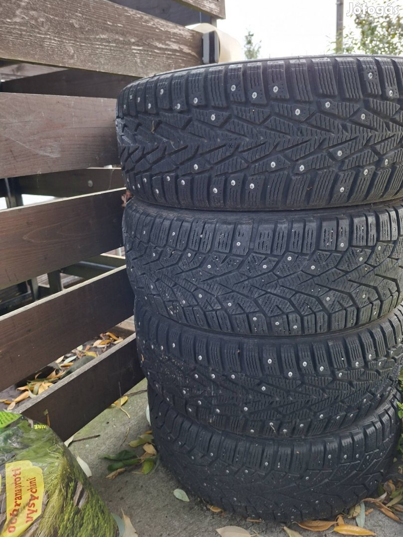 205 55 r16 szöges téli gumi