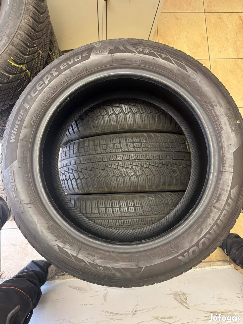 205/55 r17 Hankook Winter icept evo2