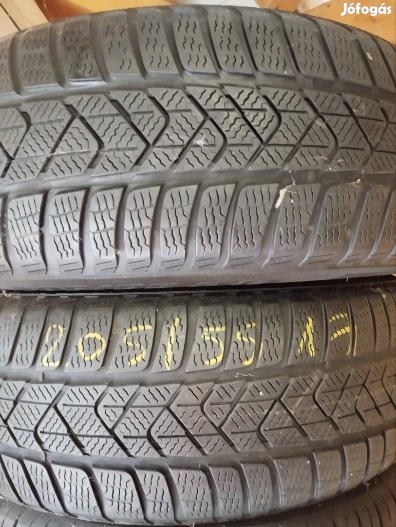 205/55 r17 Pirelli téli gumi Németországból 5.5  mm-es.