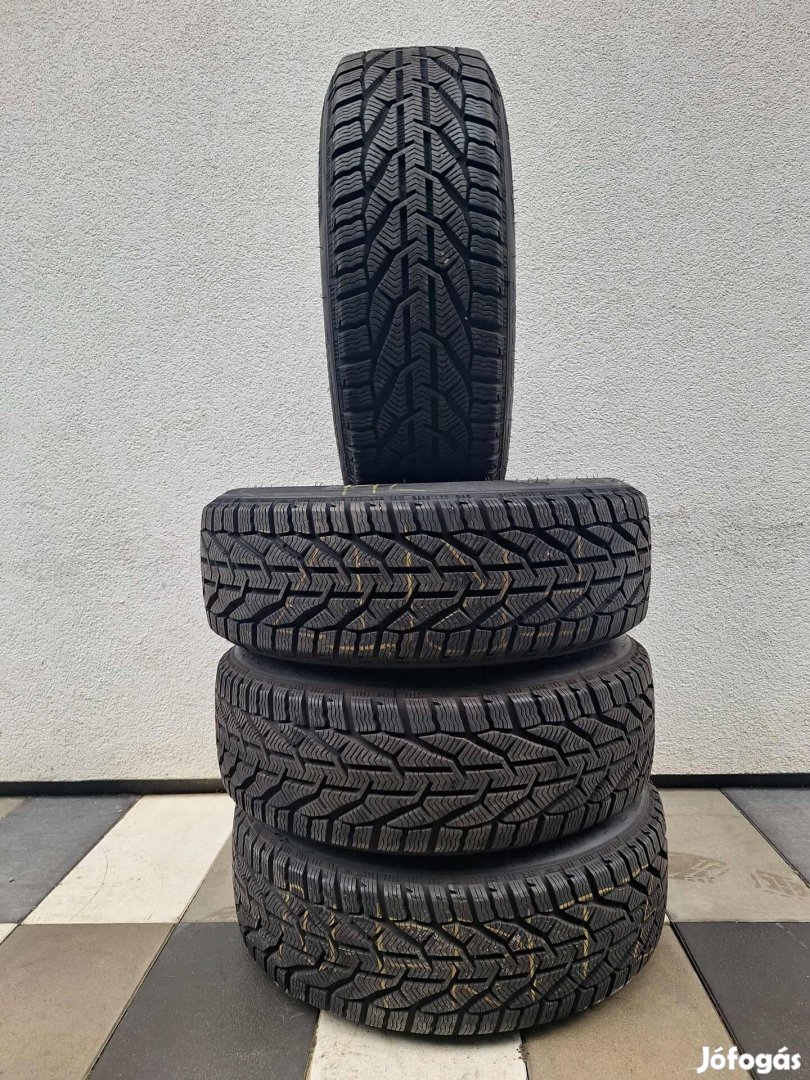 205/55 r17 Tigar újszerű téligumi DOT3820