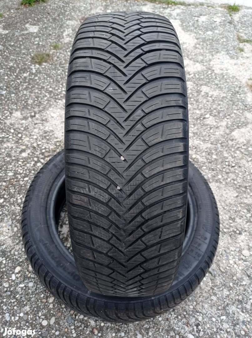 205/55 r19 2db 3éves Kleber 4 évszakos gumi eladó