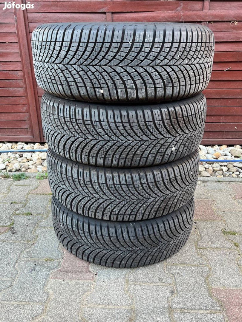 205/55r16 Goodyear négyévszak