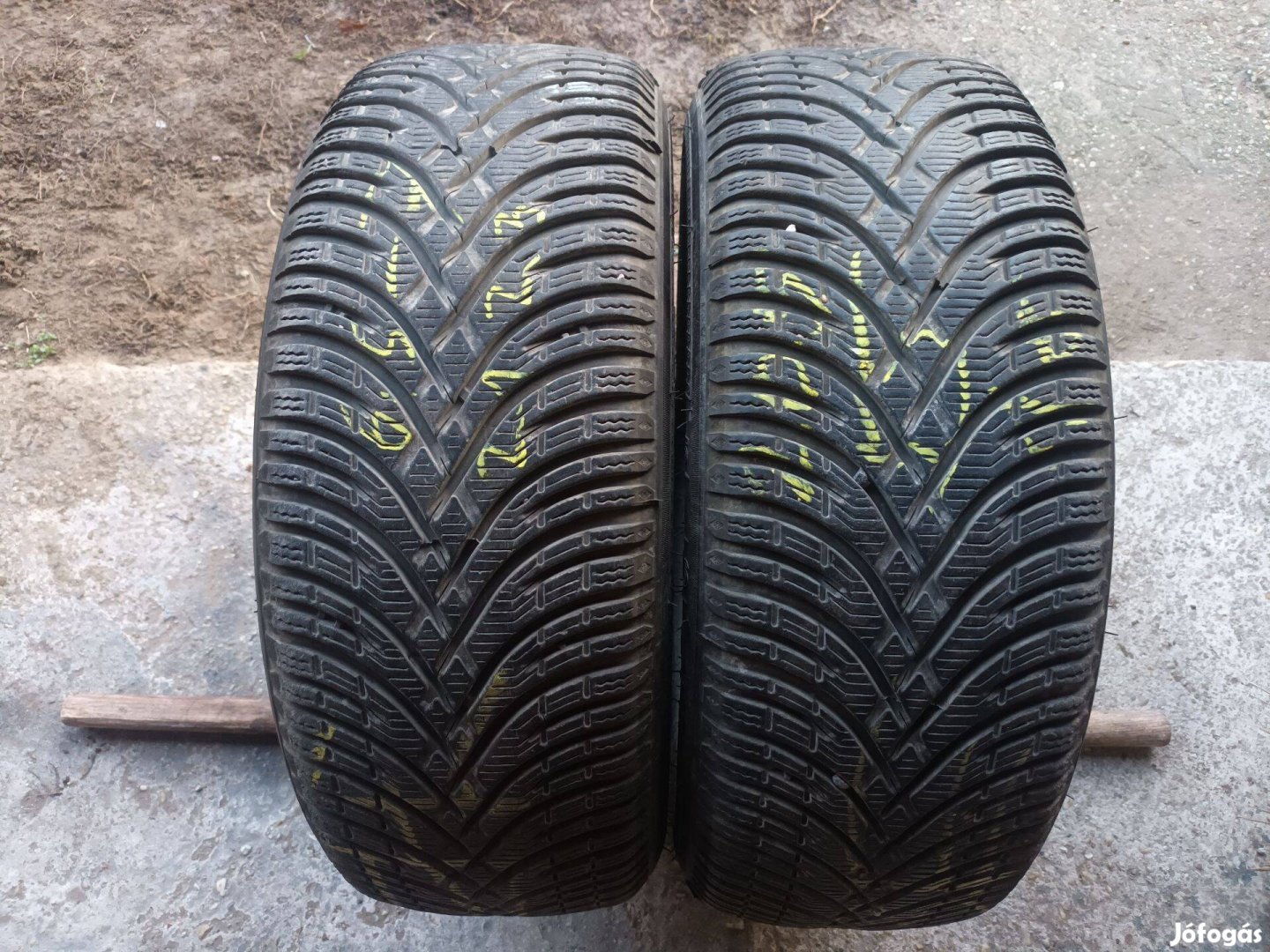 205/55r16 Kleber használt téligumi 2db szép