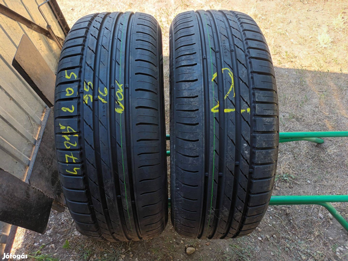 205/55r16 Nokian nyári gumi 2db új