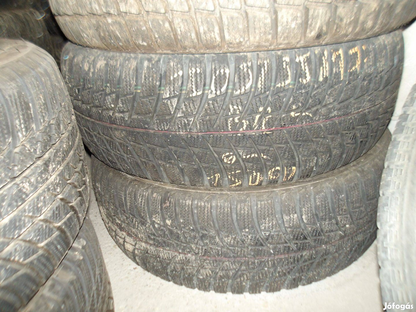 205/55r17 Bridgestone téli gumik ajándék szereléssel