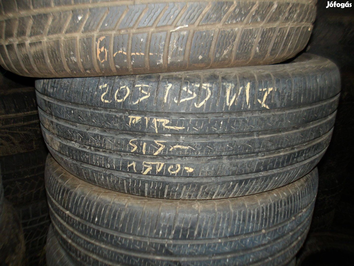 205/55r17 Pirelli négyévszakos gumi ajándék szereléssel