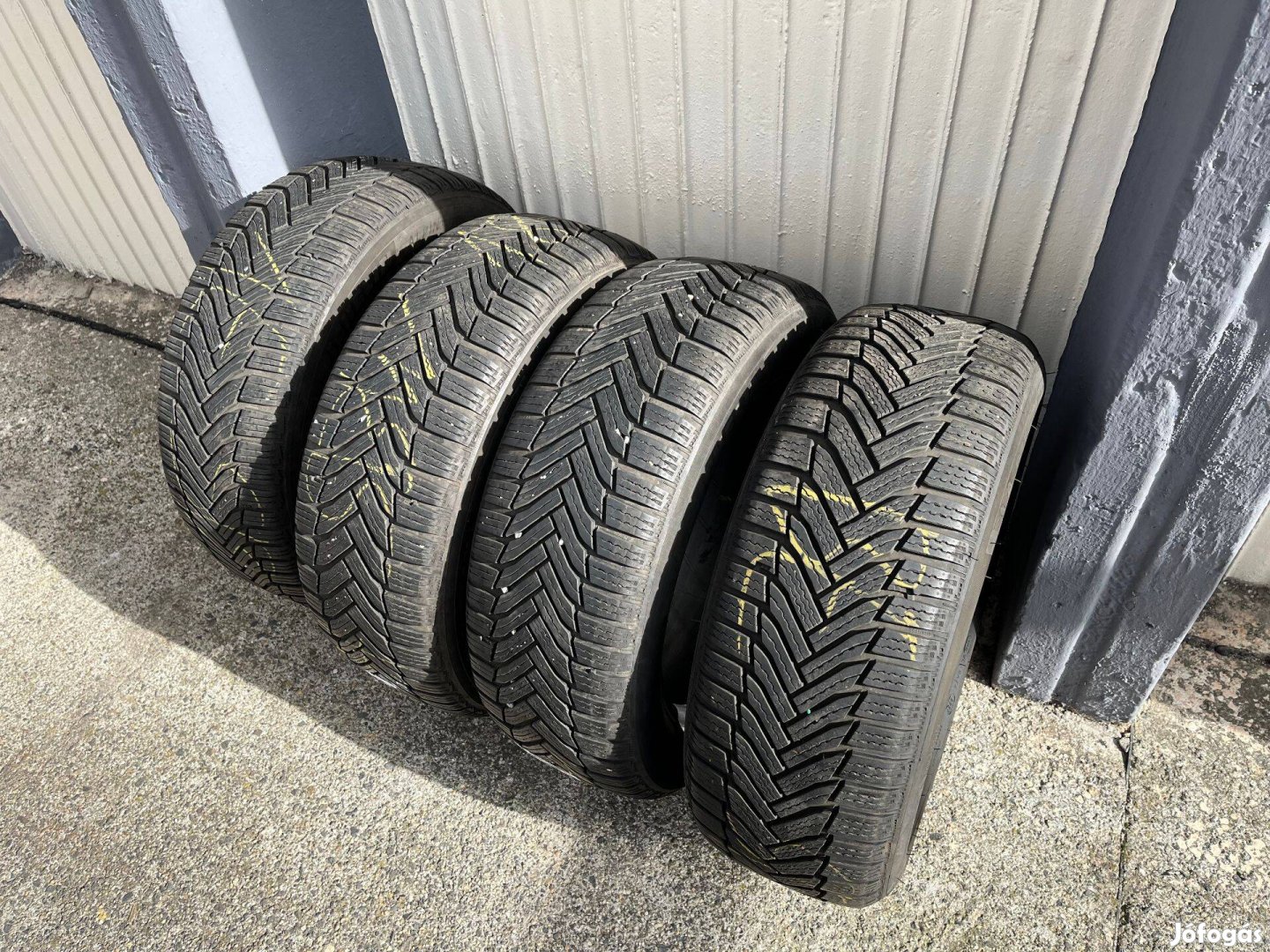 205/55x16 téli gumi
