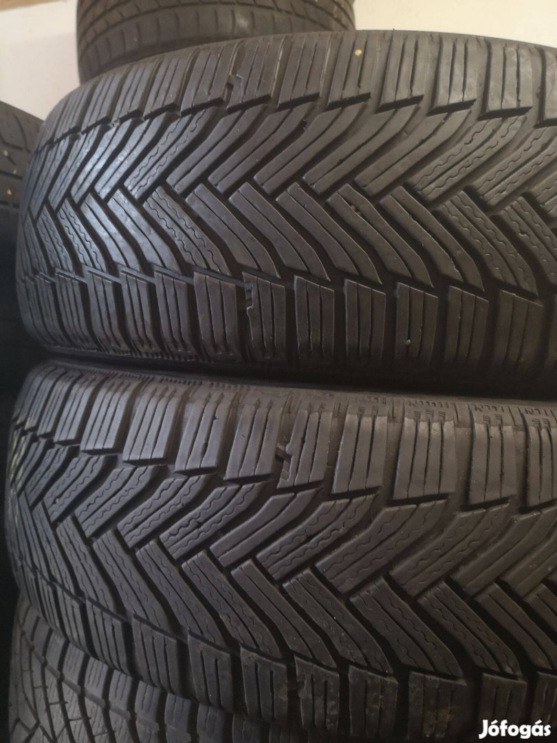 205/60R16 2db 2020 Michelin téligumi