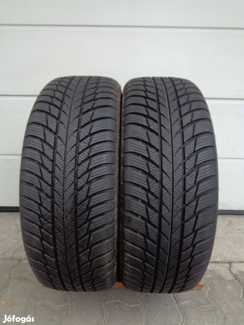 205/60R16 Bridgestone téli gumi pár, alig futott újszerűen eladó