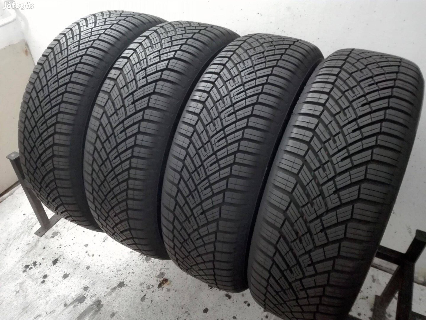 205/60R16 Új Continental négyévszakos gumi garnitúra 205/60 r16