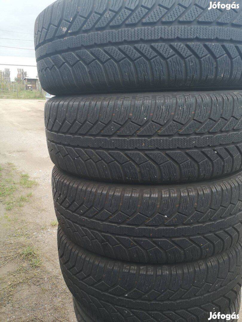 205/60R16 használt Semperit téligumi