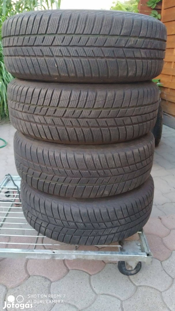 205/60R16 téli gumi lemezfelnin