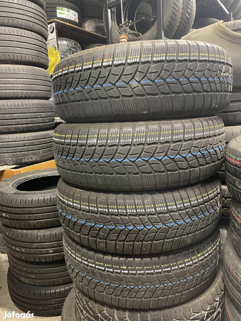 205/60R16 téligumik