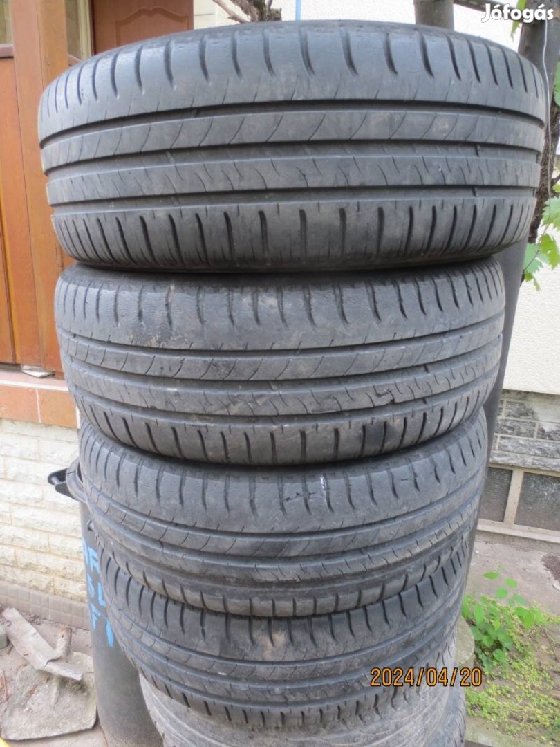 205 60 16 Michelin Garnitura 3 db hibátlan a 4. ajándék