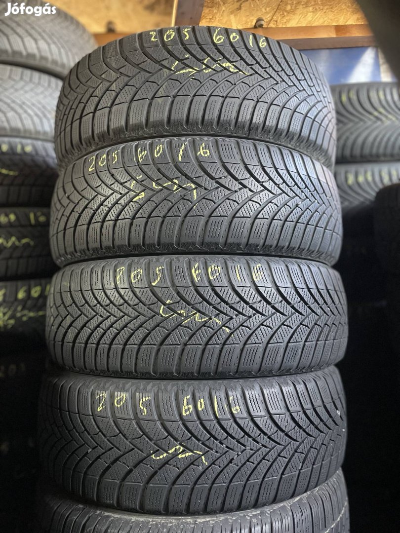 205 60 16 Semperit téli garnitura