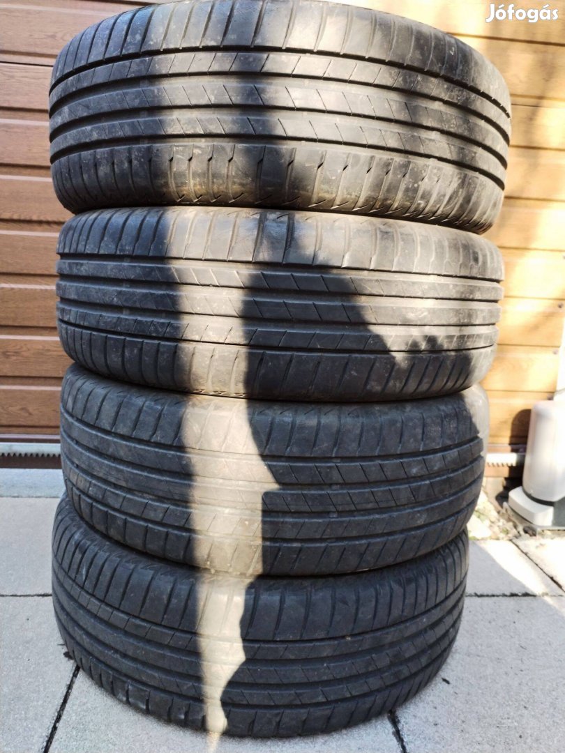 205 60 16 bridgestone nyári gumi garnitura