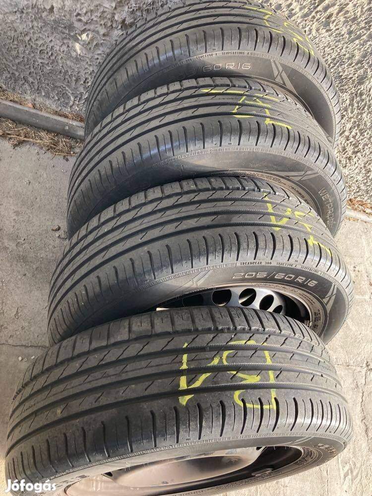 205/60/16 nyári gumi opel astra J felnin eladó