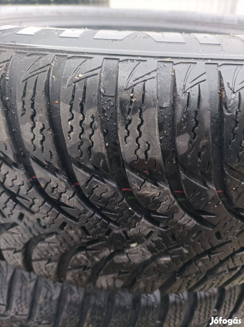 205/60 16-os téli gumi