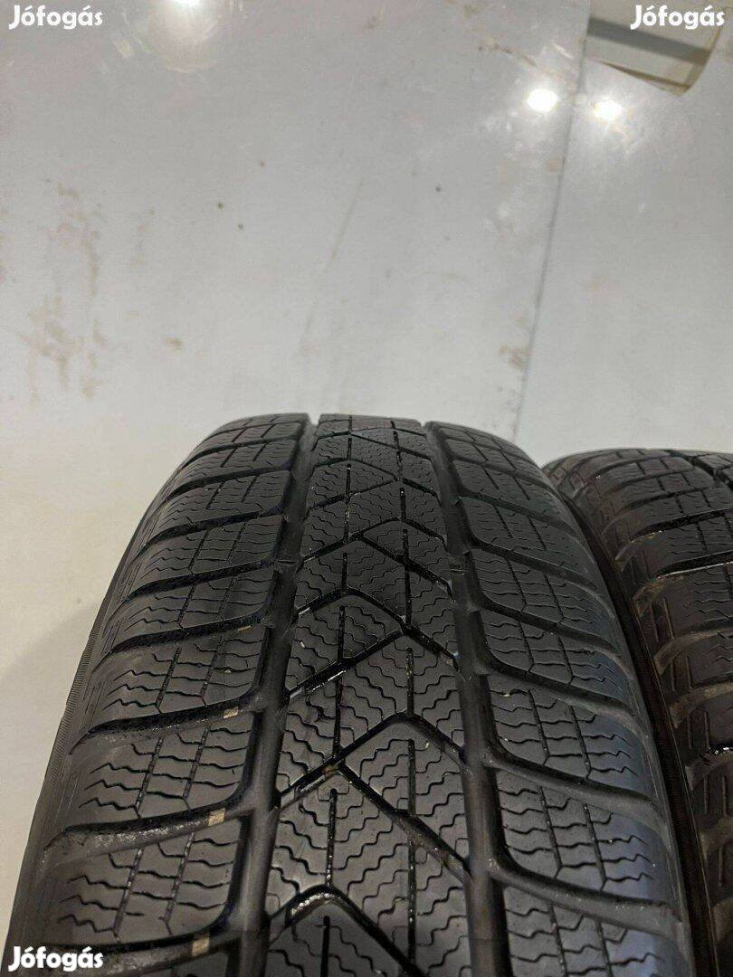 205/60 R16 96H, 8 mm, 2016: Pirelli Sottozero 3