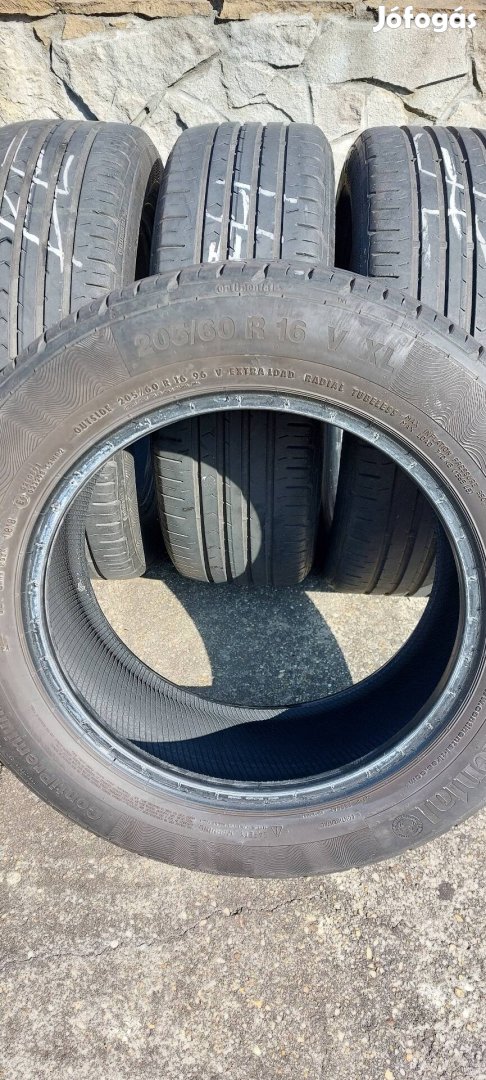 205/60 R16 96V Continental nyári gumigarnitura eladó!