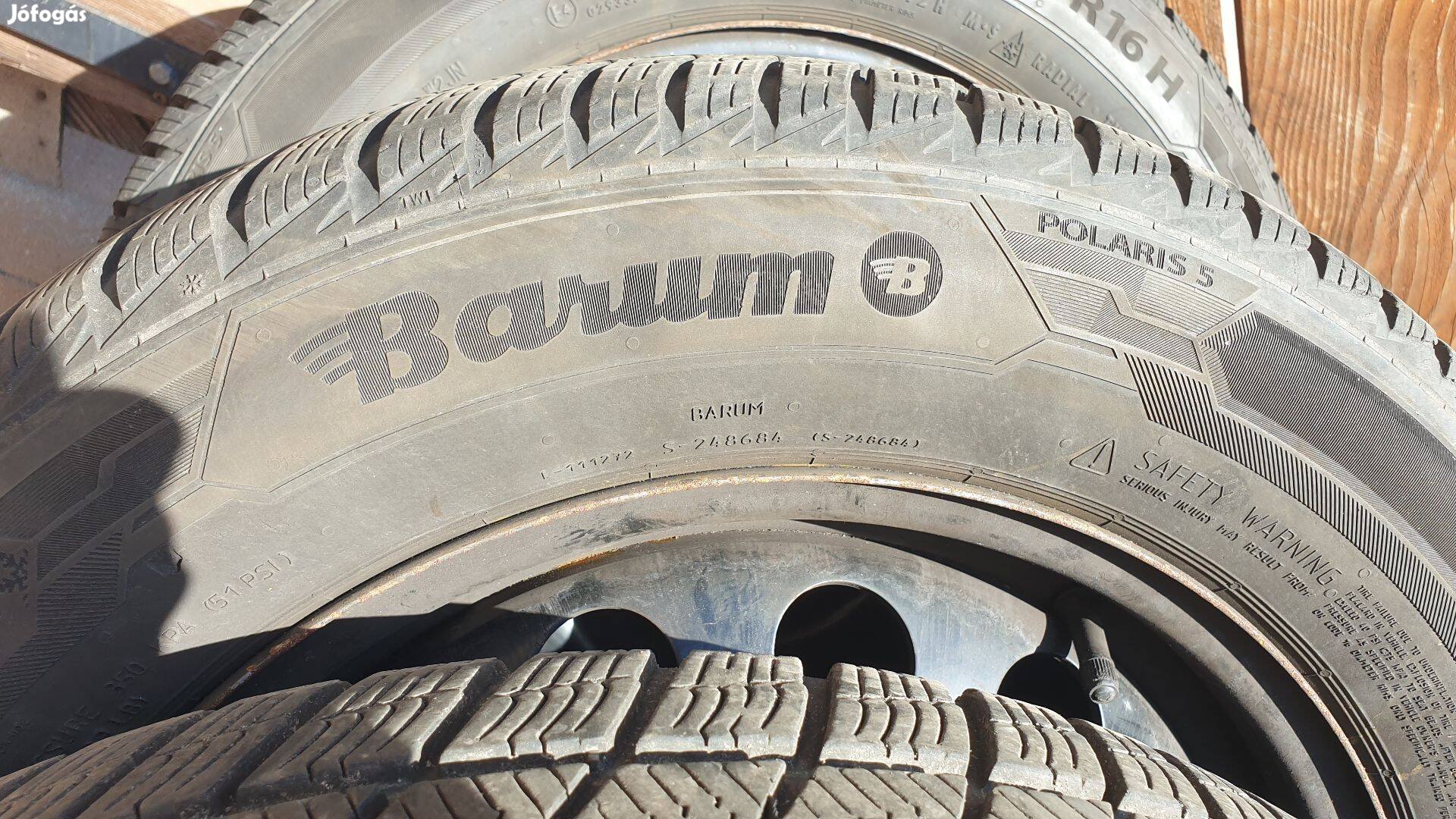 205/60 R16 Barum téli