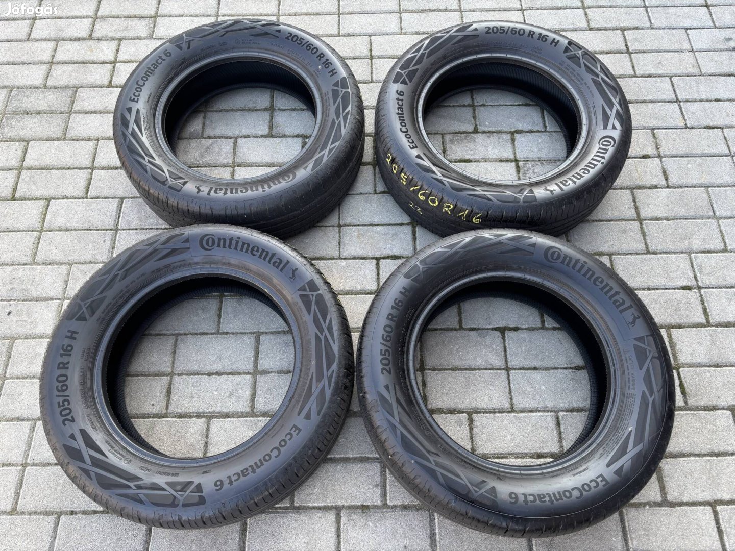 205/60 R16 Continental nyárigumi Új