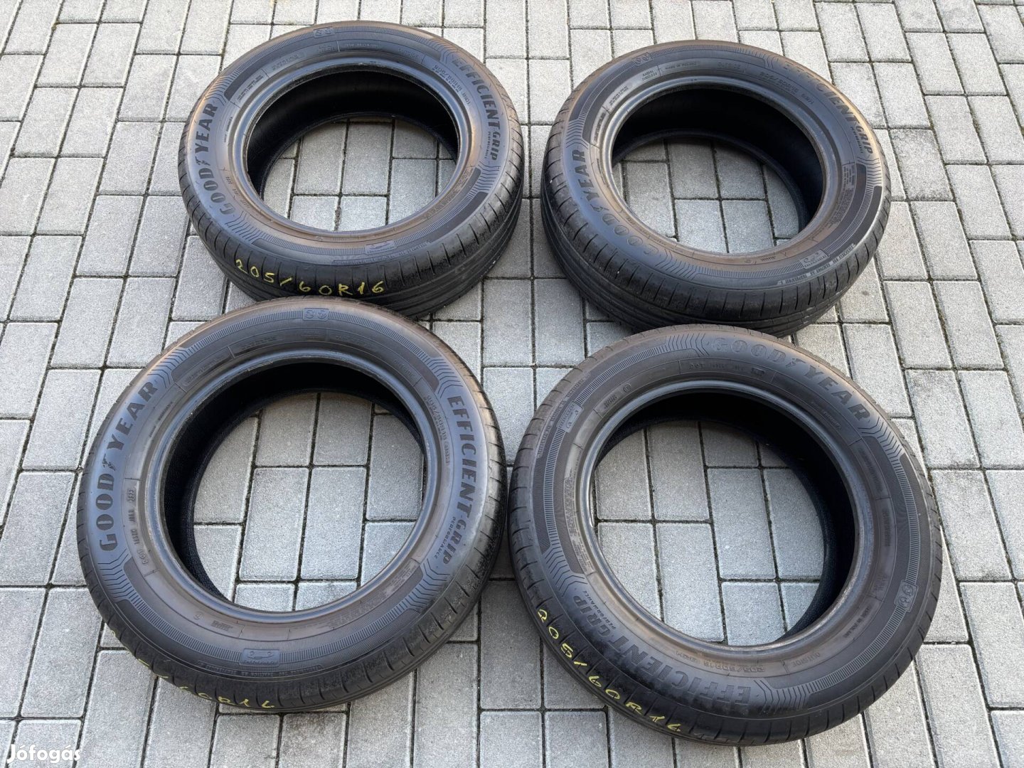 205/60 R16 Goodyear nyárigumi Új