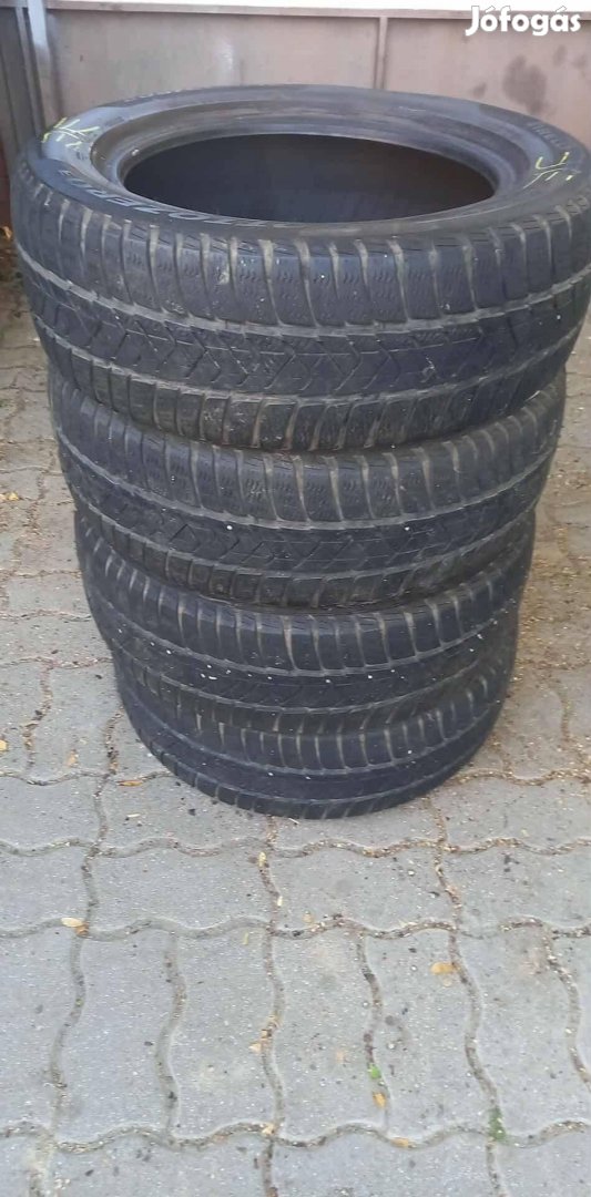 205/60 R16 Pirelli sottozero téli gumi szett - 4 db 12e - Budafokon
