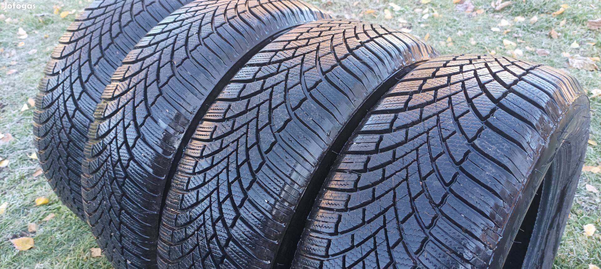 205 60 R16 Újszerű Bridgestone 4db Téli gumi mélyen ár alatt eladóadó!