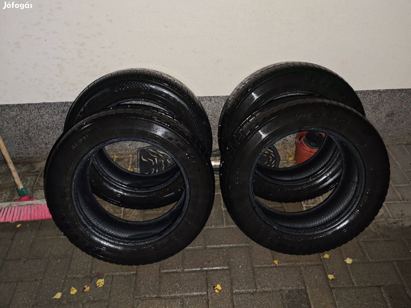 205/60 R16 négyévszakos abroncs eladó!