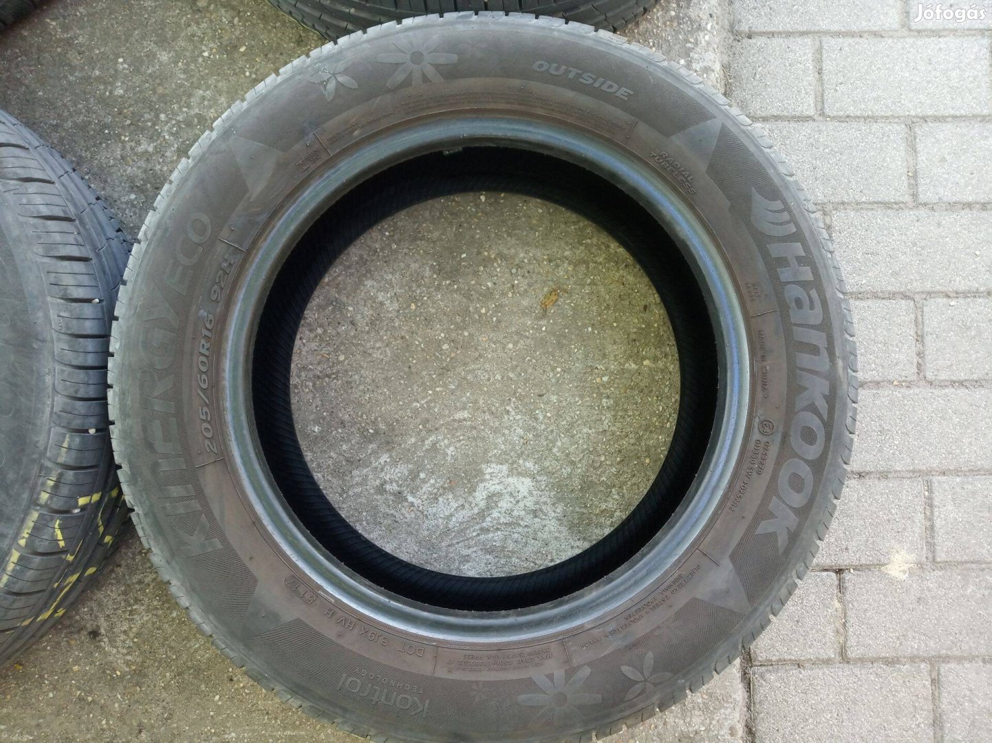 205/60 R16-os Hankook nyári gumi 4 db